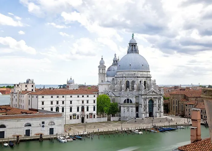 Ca Dama Del Pozzo Appartement